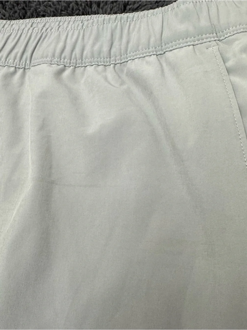 North Face Shorts Mens Size 2XL Outdoor Workout Lightweight Activewear Gray